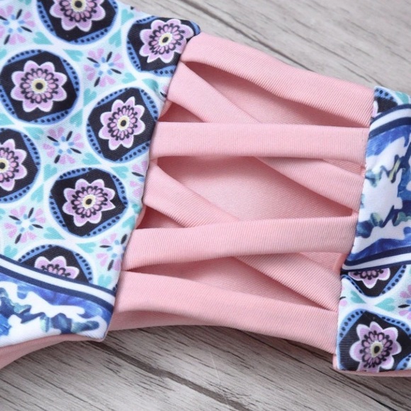 LAST ONE ༄ Maresias Criss Cross Bikini Set- Size Medium - Picture 6 of 6